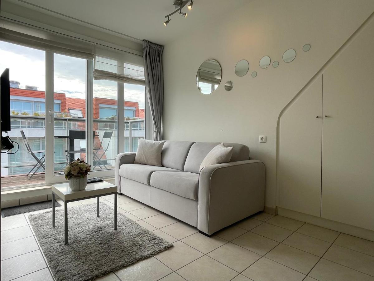尼乌波特Penthousestudio Gaudi Met Zonneterras En Zicht Op Zee公寓 外观 照片